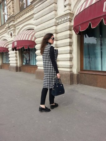 Жилет куриная лапка