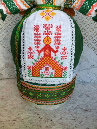 Кукла в русском стиле с ручной вышивкой оберегом. продана.