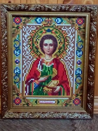 Превью Икона Великомученника Пантелеймона