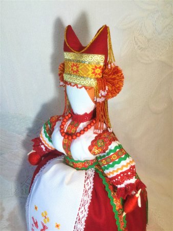 Кукла оберег в русском стиле на чайник Макошь.