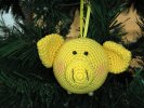 Ёлочная игрушка свиношарик жёлтый